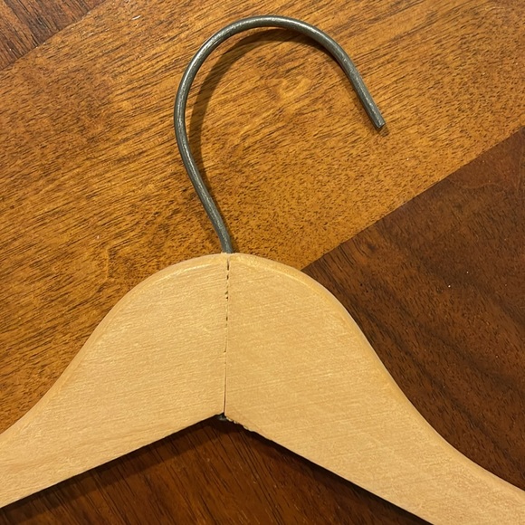 VINTAGE WOODEN HANGER - SHERATON HOTELS & MOTOR INNS - NICE COLLECTIBLE! - Picture 6 of 8